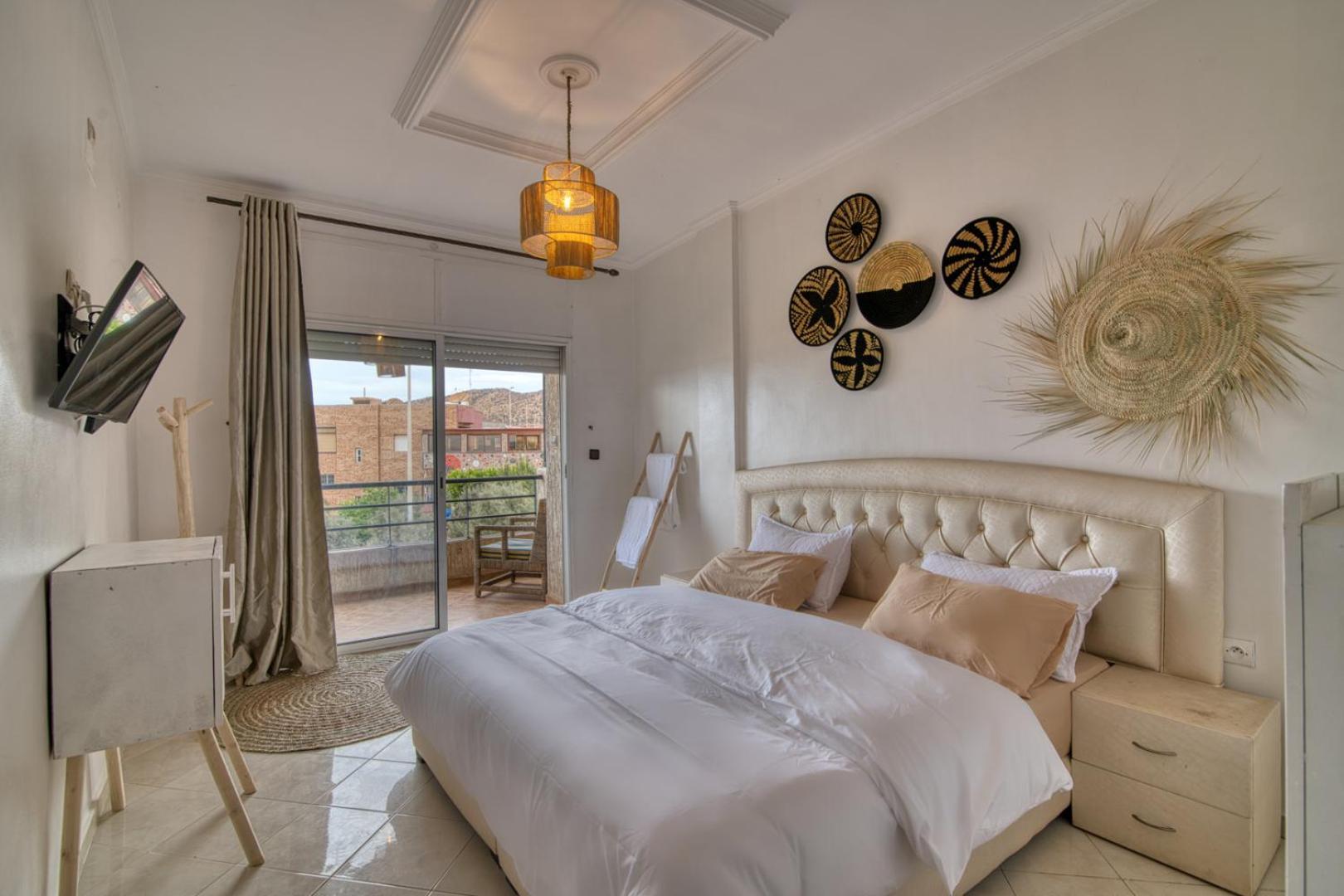 Pearl Surf Camp Morocco Hotel Imi Ouaddar Екстериор снимка