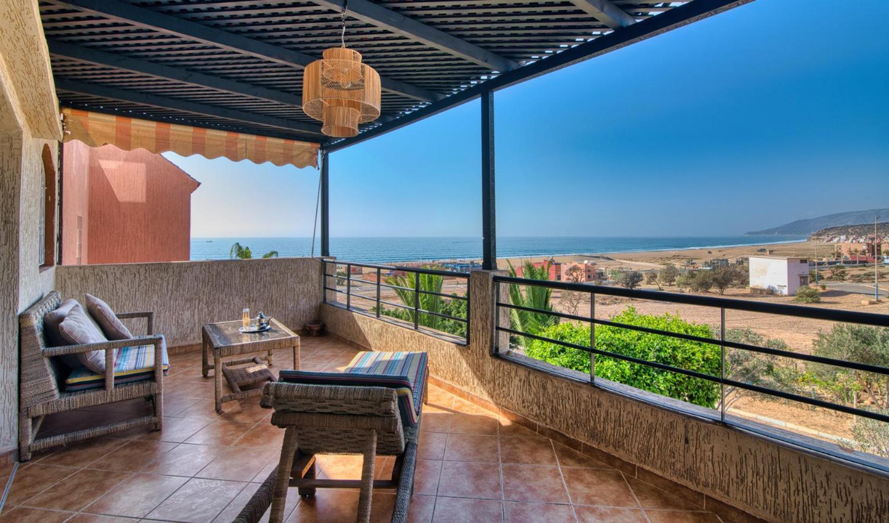 Pearl Surf Camp Morocco Hotel Imi Ouaddar Екстериор снимка